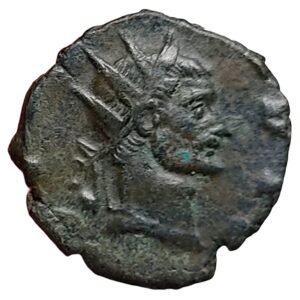 Roman Empire Divus Claudius II Gothicus r. 268-270 AD Altar-enclosure with flames rising