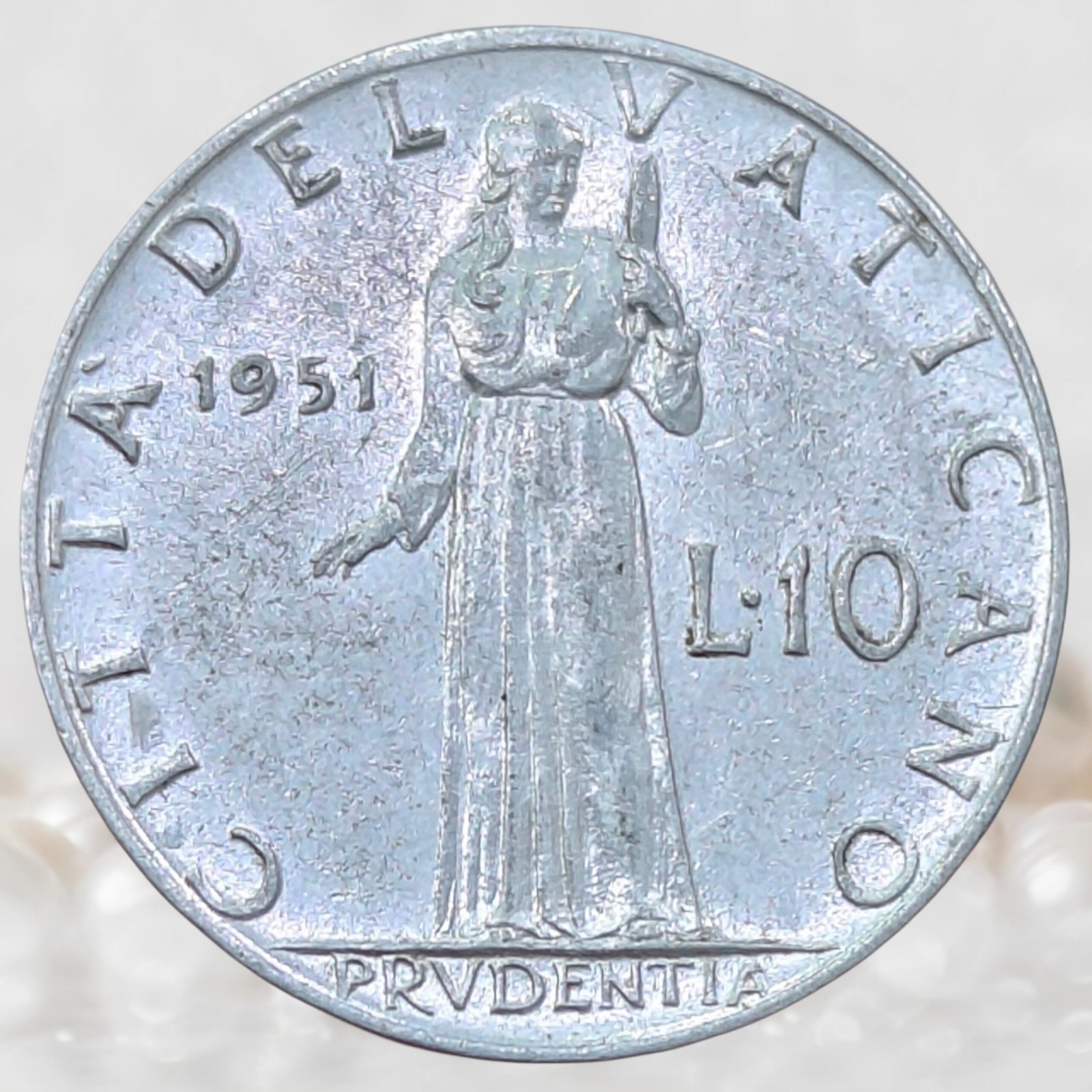 Vatican City Pope Pius XII 10 Lire Coin Aluminium Collectible (1)