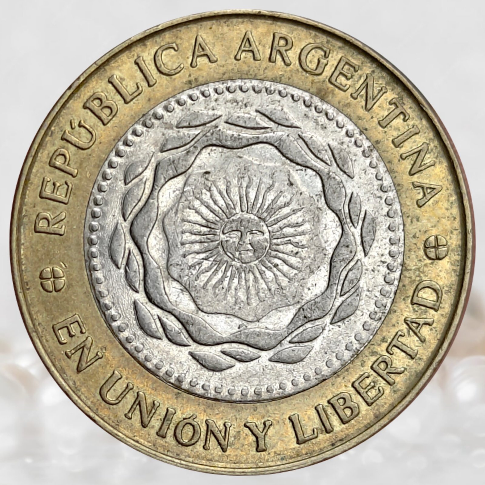 Argentina 2 Pesos Bimetallic Collectible (2)
